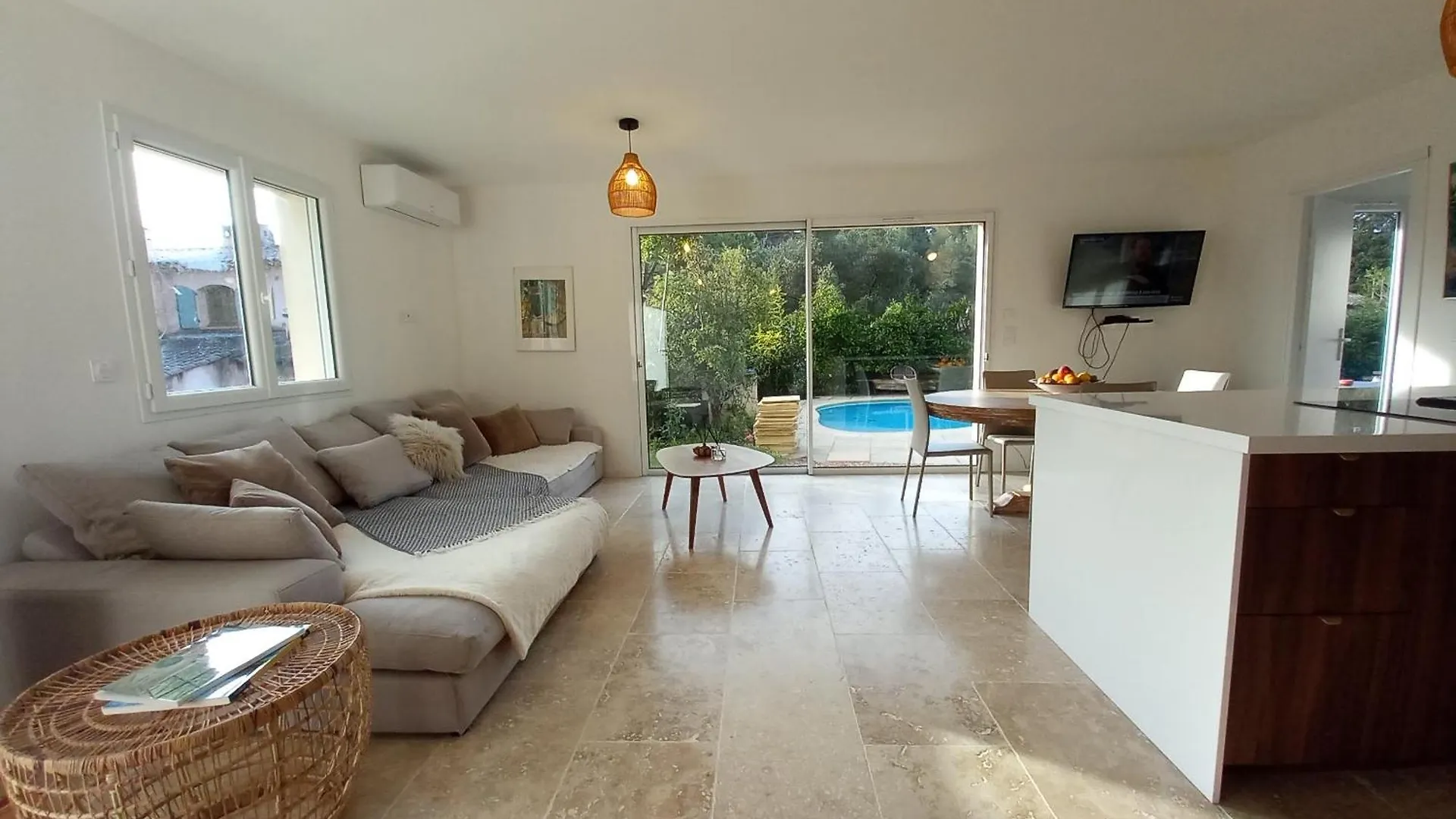 Valbonne Villa Recente Avec Piscine 0*,  France